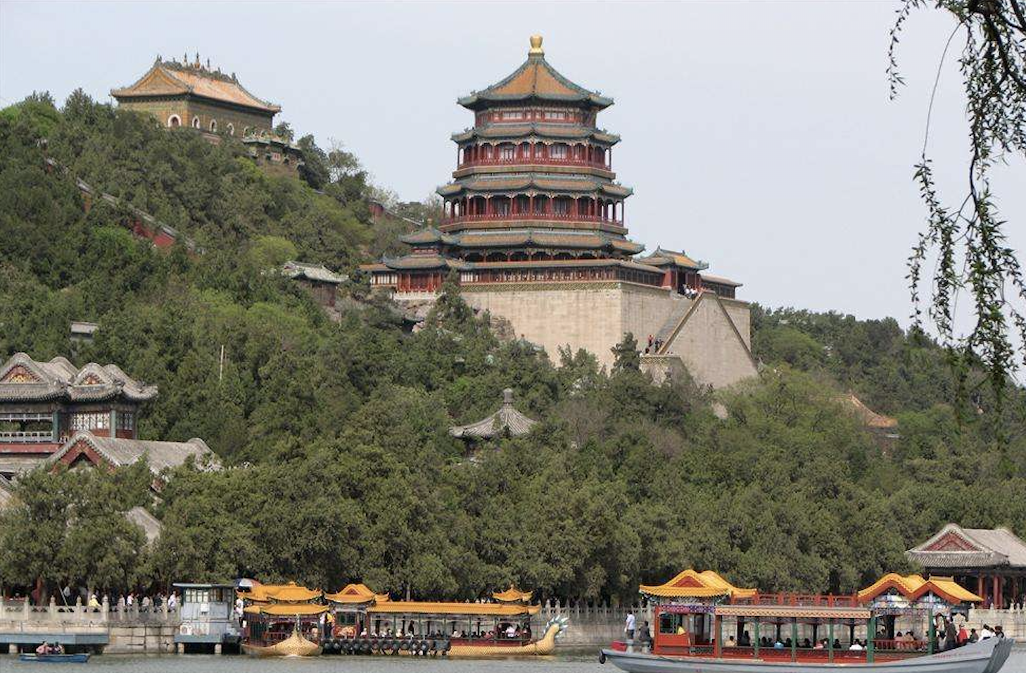 Mutianyu Great Wall &Summer Palace Layover Tour
